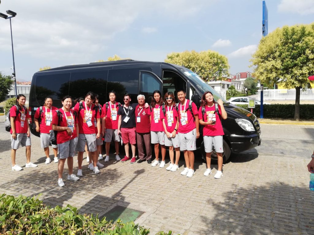 Noleggio minibus per transfer squadre sportive